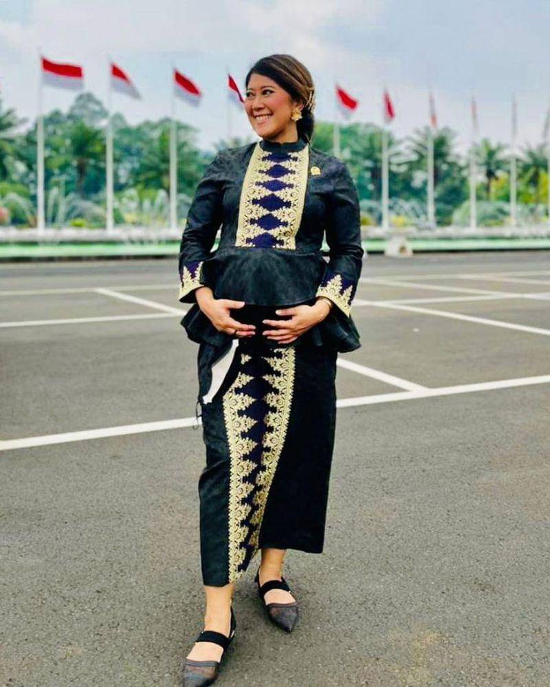 Instagram.com/@meutya_hafid